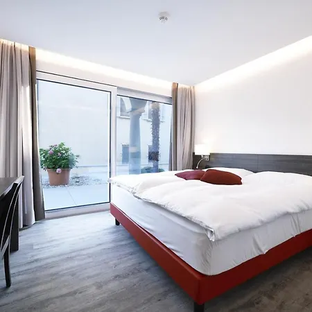 Otel La Meridiana, &