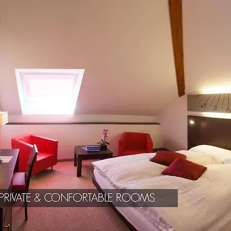 Otel La Meridiana, & 4*
