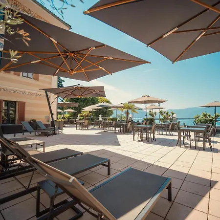 La Meridiana, & Hotel