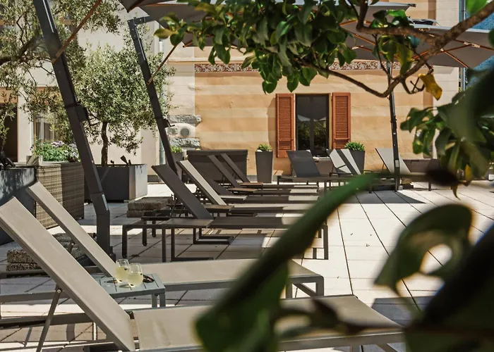 La Meridiana, & Hotell