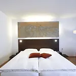 La Meridiana, &