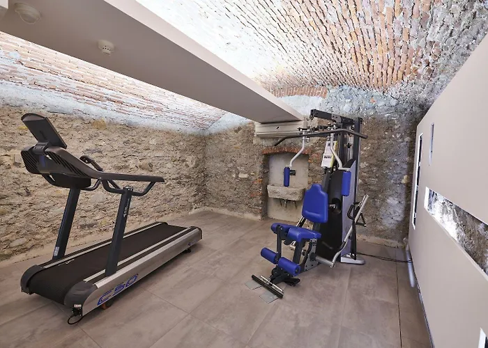 La Meridiana, & Hotel