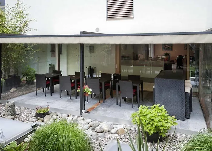 La Meridiana, & Hotel